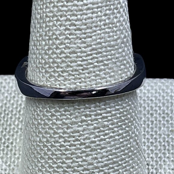 Silver STS CZ Wave Ring Statement Band Coquette Elegant Glam Sparkle Jewelry - Picture 5 of 7